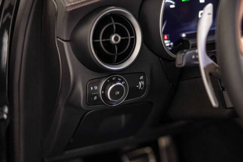 2025 Alfa Romeo Stelvio