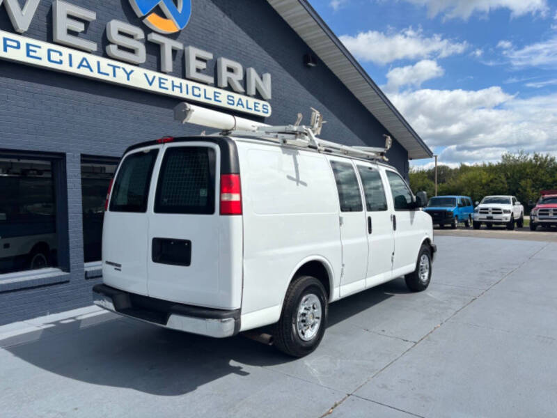 2014 Chevrolet Express 2500 Cargo Van