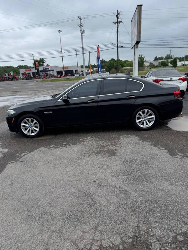 2015 BMW 5 Series 528i