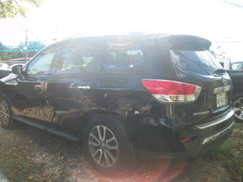 2014 Nissan Pathfinder SV