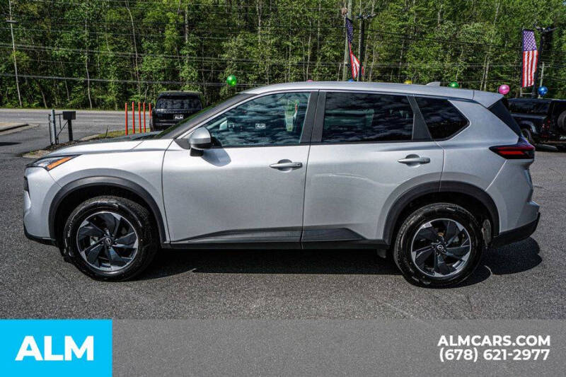 2025 Nissan Rogue SV