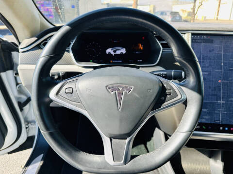 2015 Tesla Model S P85D