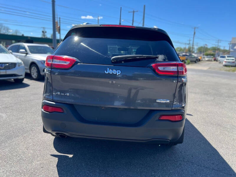 2017 Jeep Cherokee Latitude