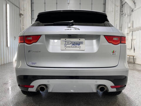 2020 Jaguar F-PACE S