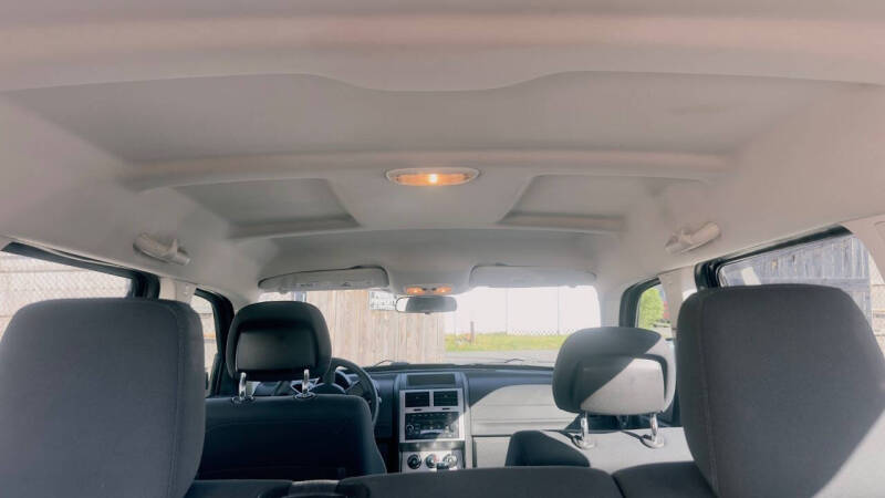 2010 Dodge Nitro SE