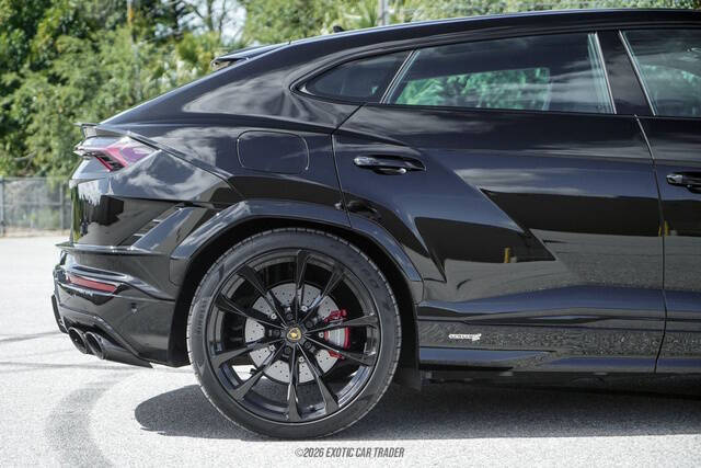 2024 Lamborghini Urus S