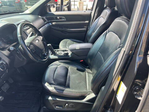 2018 Ford Explorer Sport