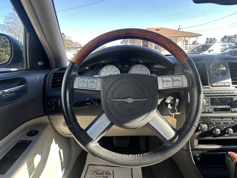 2005 Chrysler 300 Touring