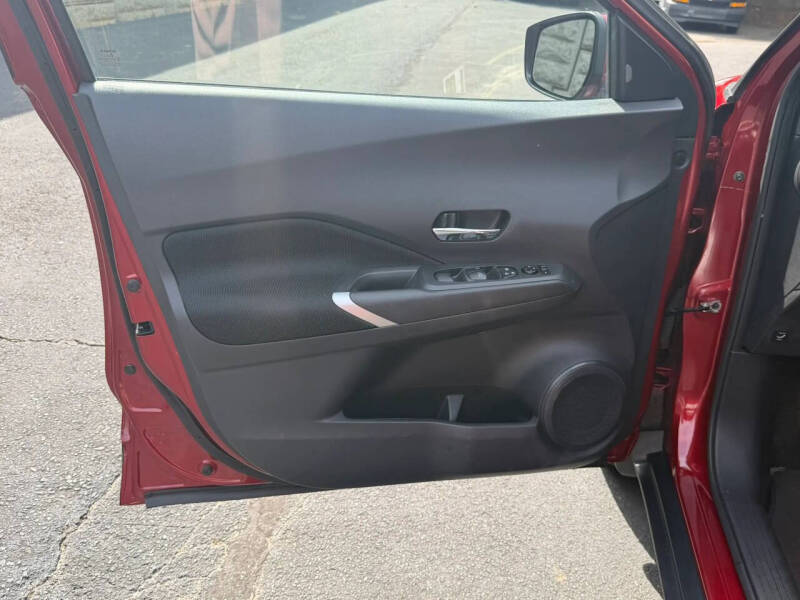 2021 Nissan Kicks SV