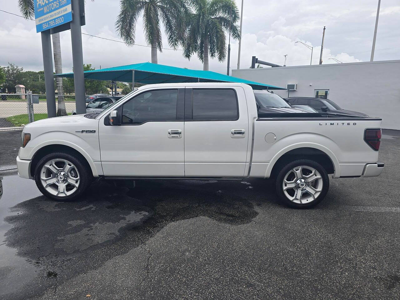 2011 Ford F-150 4