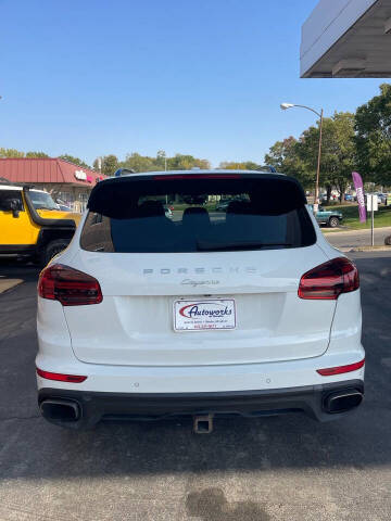 2016 Porsche Cayenne