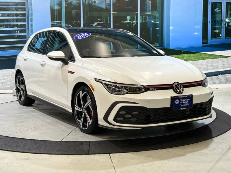 2024 Volkswagen Golf GTI SE