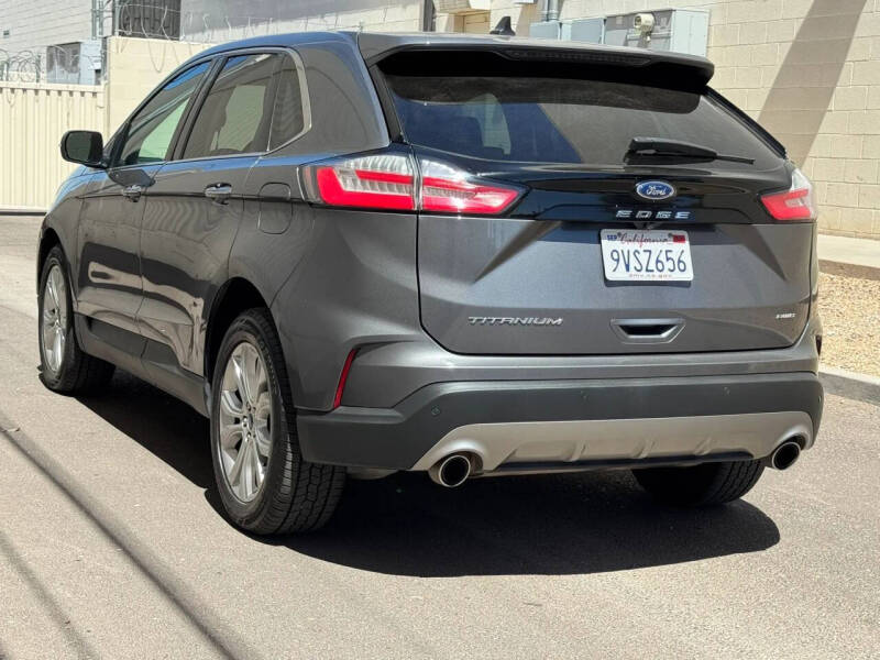 2022 Ford Edge Titanium
