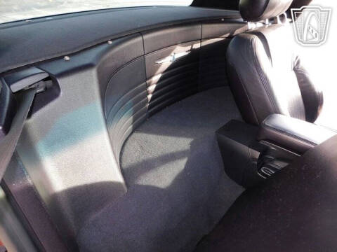 2004 Ford Thunderbird Deluxe