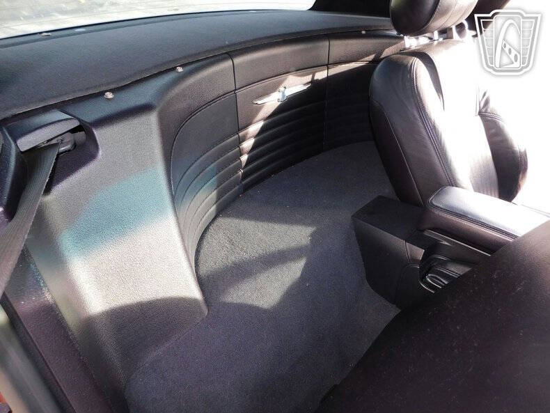 2004 Ford Thunderbird Deluxe