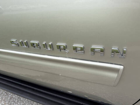 2014 Chevrolet Suburban LT