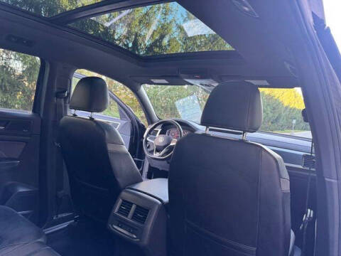 2022 Volkswagen Atlas Cross Sport V6 SEL Premium R-Line 4Motion