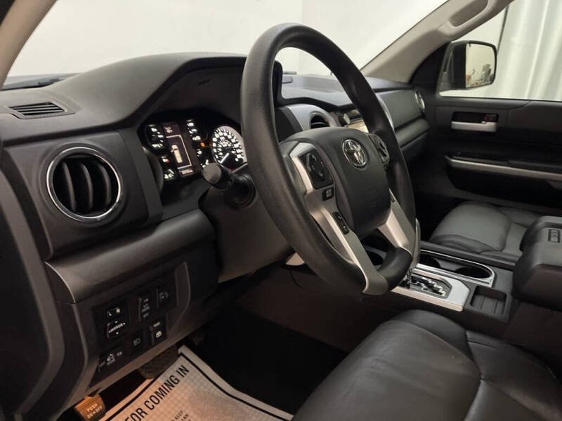 2018 Toyota Tundra SR5