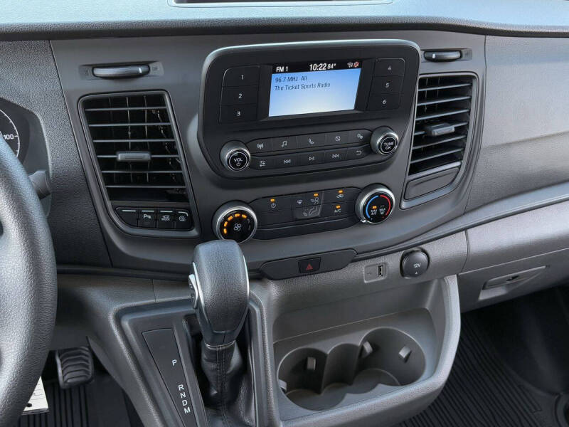2025 Ford Transit 250
