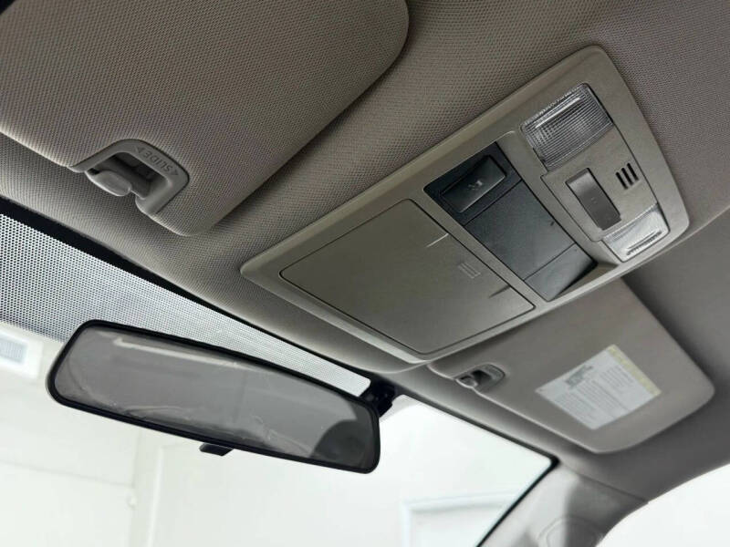 2017 Toyota Tacoma SR