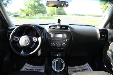 2015 Kia Soul +