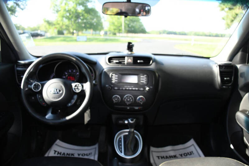2015 Kia Soul +