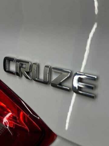 2018 Chevrolet Cruze LS Auto