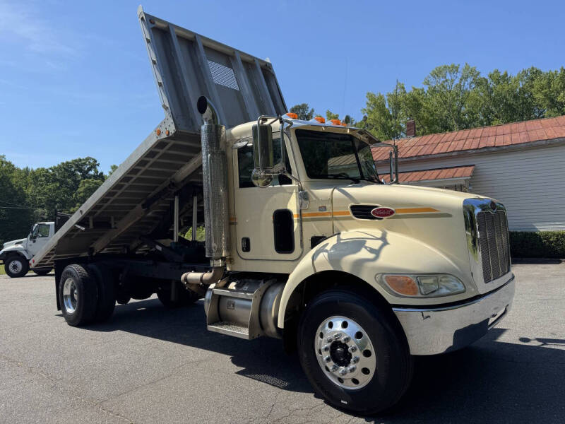 2010 Peterbilt 337