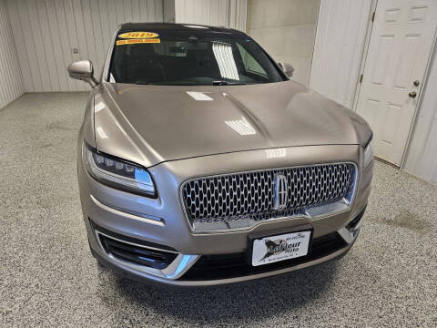 2019 Lincoln Nautilus for sale at LaFleur Auto Sales in North Sioux City SD