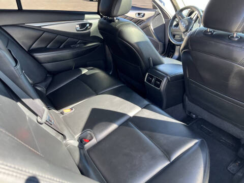 2021 Infiniti Q50 Luxe