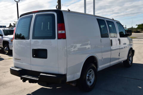 2017 Chevrolet Express 2500