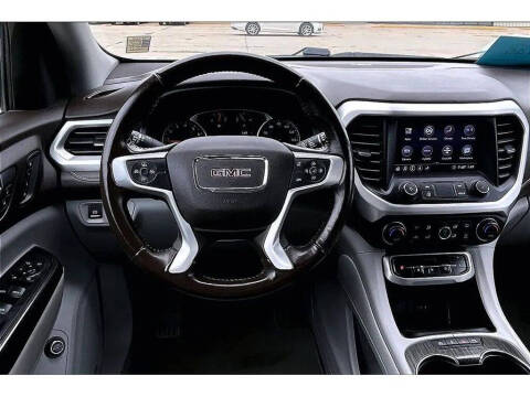2020 GMC Acadia SLT
