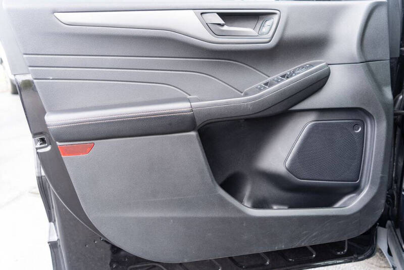 2025 Ford Escape Active