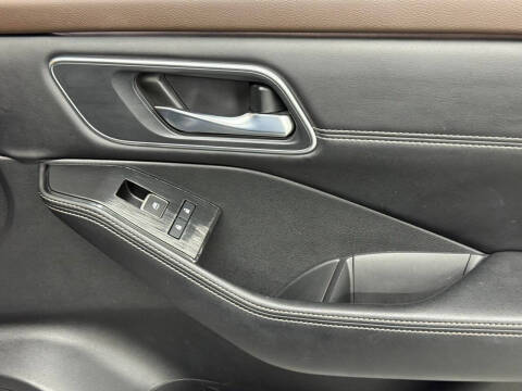 2021 Nissan Rogue Platinum