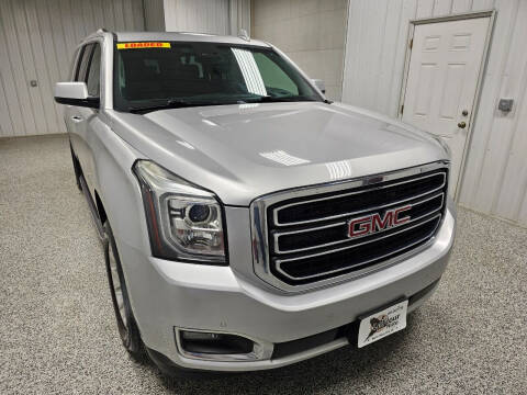 2016 GMC Yukon XL for sale at LaFleur Auto Sales in North Sioux City SD