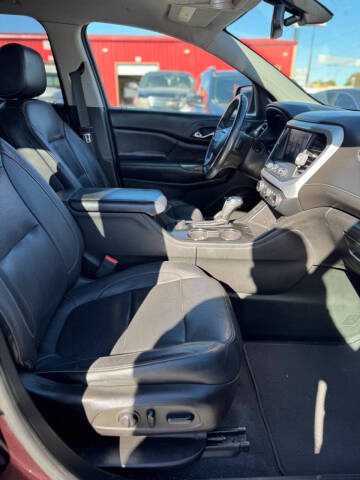 2017 GMC Acadia SLT-1