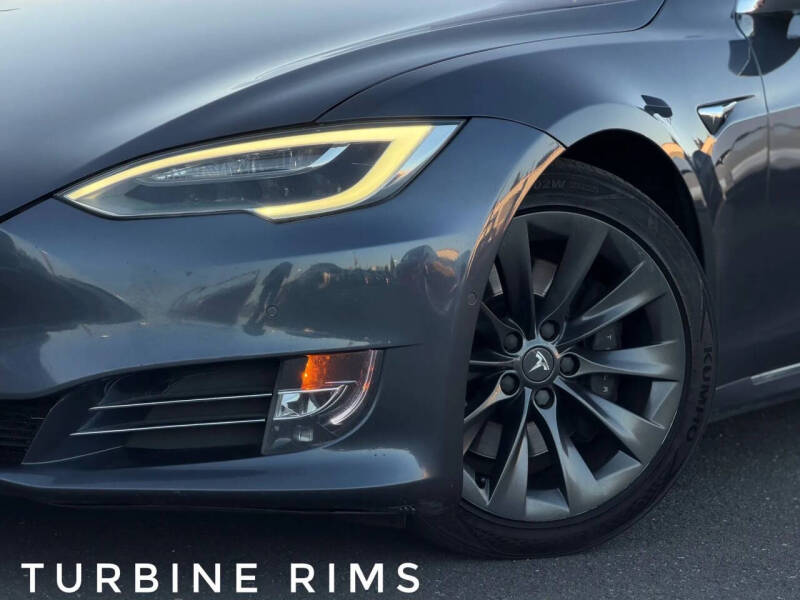 2020 Tesla Model S