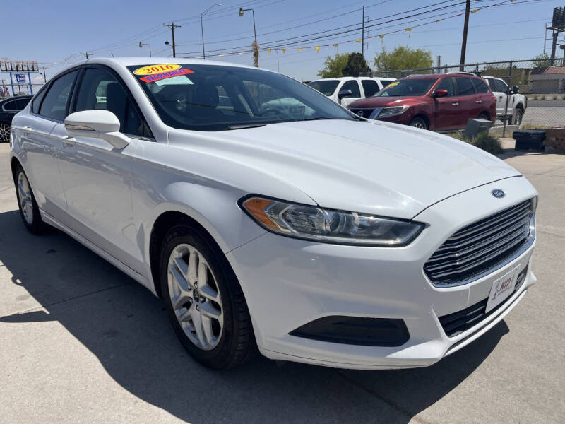 2016 Ford Fusion SE