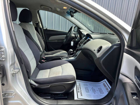 2013 Chevrolet Cruze LS Auto