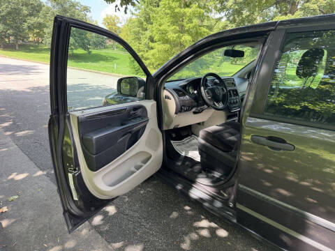 2016 Dodge Grand Caravan American Value Package