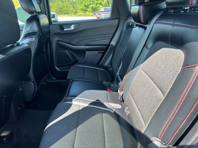 2025 Ford Escape ST-Line Select