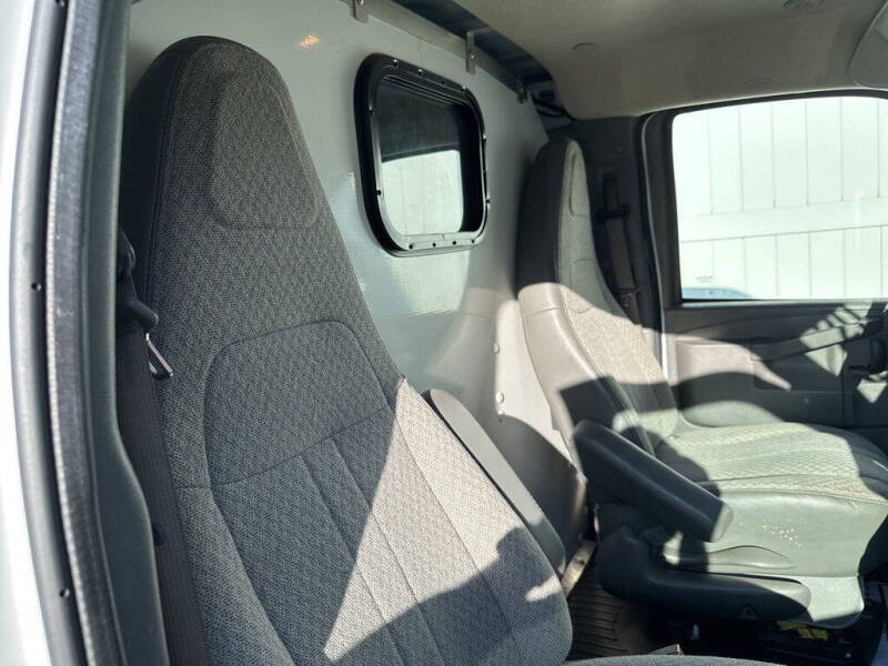 2020 Chevrolet Express 2500