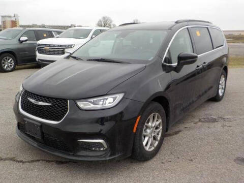 2022 Chrysler Pacifica for sale at MIDWAY CHRYSLER DODGE JEEP RAM in Kearney NE