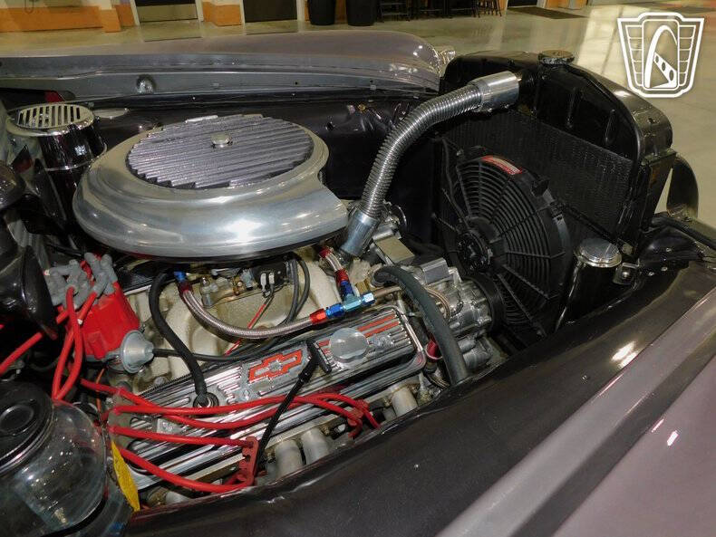 1949 Pontiac Silver Streak