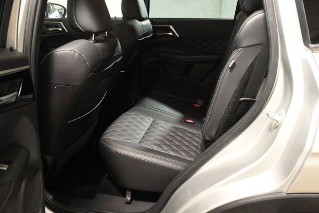 2022 Mitsubishi Outlander SEL