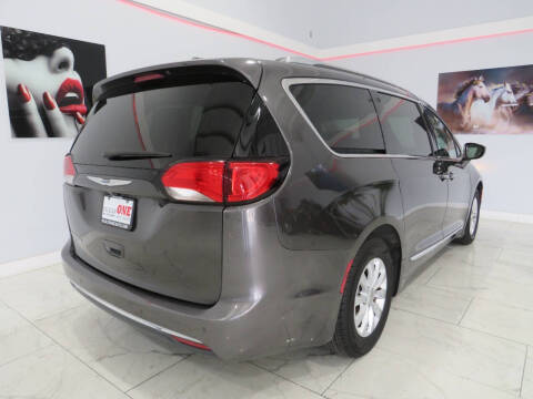 2019 Chrysler Pacifica Touring L