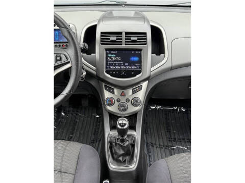 2014 Chevrolet Sonic LT Manual