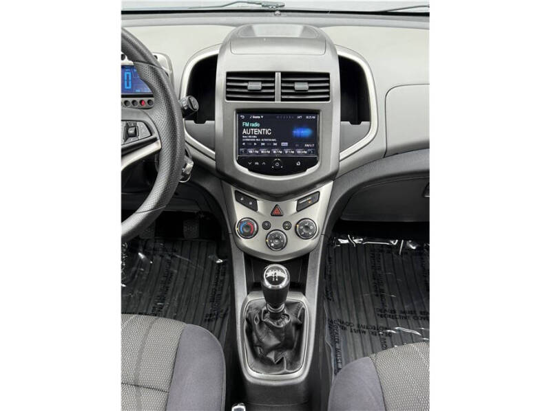 2014 Chevrolet Sonic LT Manual