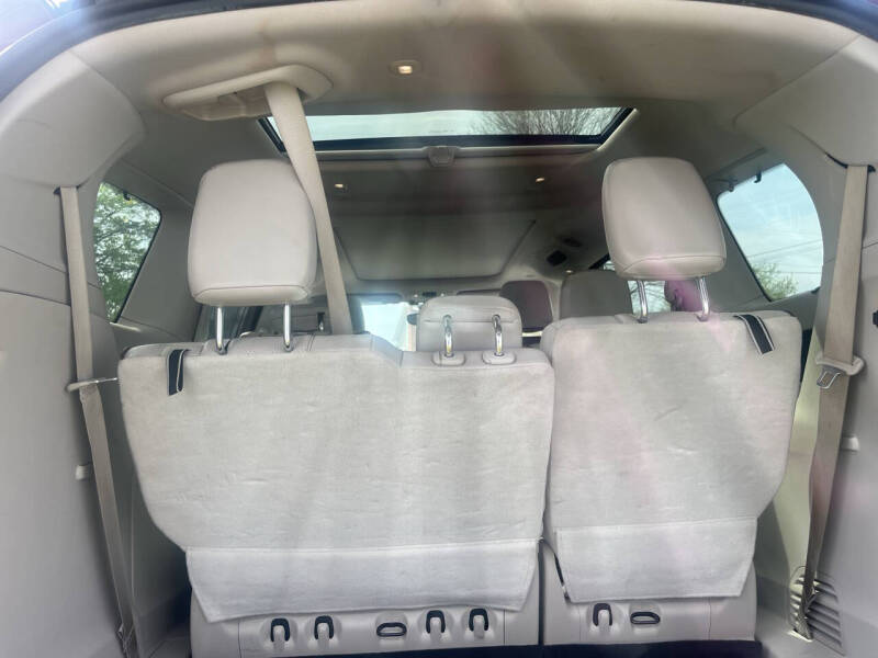 2017 Chrysler Pacifica Limited - Photo 7