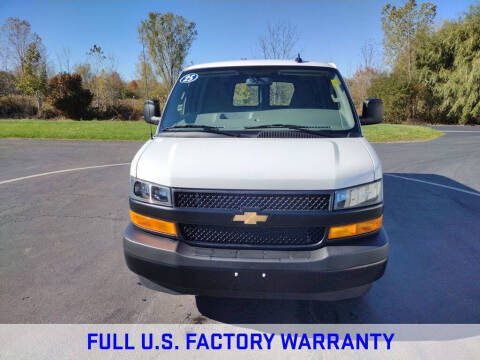 2025 Chevrolet Express 2500